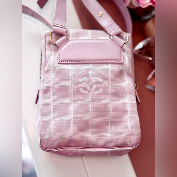 Pink CHANEL Belt Bag Crossbody Travel Line Multi Way Bag - Picture 6 of 16